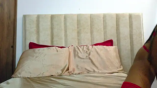 JustZoe  online show from 06-26-26, 10:03