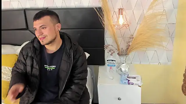 AronGarcia online show from 02-28-26, 12:06