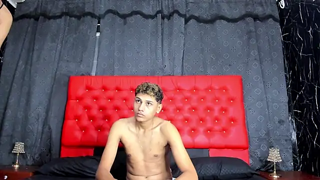 Henry and Lucy online show from 03-08-26, 07:17