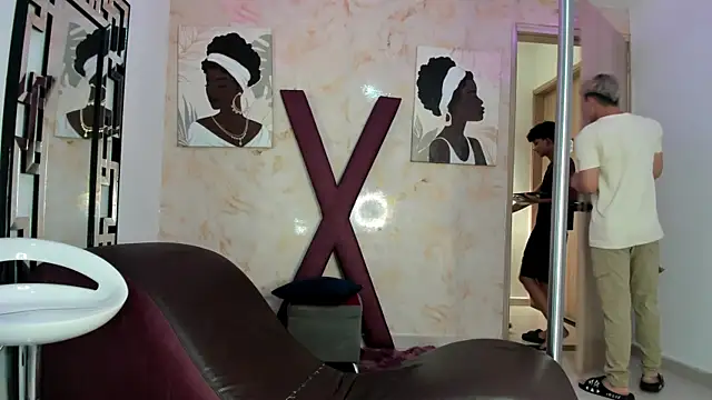 GREEN BOYS online show from 04-17-26, 07:17