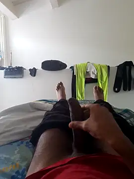 isuru lakshan online show from 02-25-26, 01:32