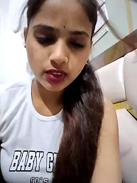 samayra1144 online show from 04-06-26, 03:24