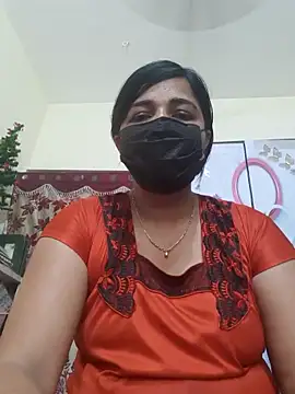 Snapshot of Tamil_Luckly_girl chatting on 04-08-26, 07:19 Tamil Luckly girl online show from 04-08-26, 07:19