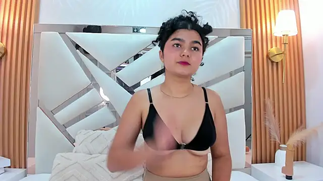  Curly Beauty online show from 02-17-26, 04:24