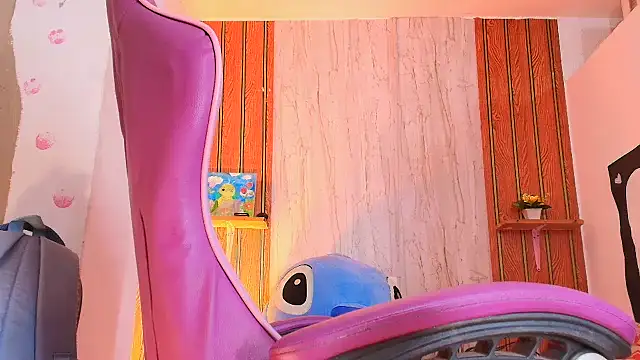 valenttina narvaez online show from 03-27-26, 01:33