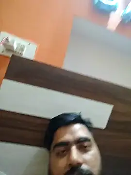 Snapshot of parasxarora chatting on 02-14-26, 08:38 parasxarora online show from 02-14-26, 08:38