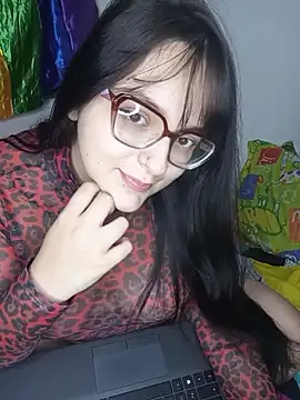 Snapshot of daphneev chatting on 06-11-26, 03:04 daphneev online show from 06-11-26, 03:04