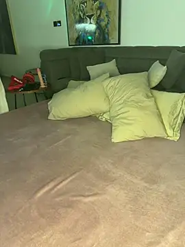 rafapradodxb online show from 02-17-26, 09:21