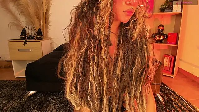 Tylla   online show from 06-22-26, 03:36