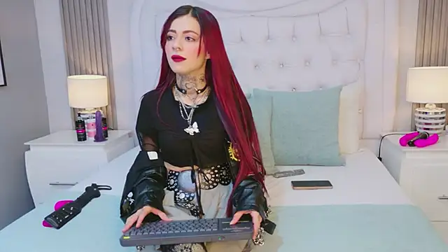 AntonellaEscudero online show from 03-06-26, 08:38