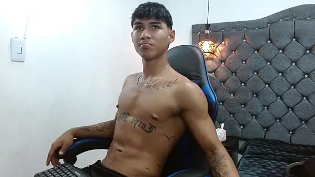 Snapshot of luka_big18 chatting on 03-20-26, 03:11 luka big18 online show from 03-20-26, 03:11