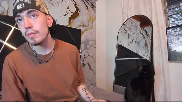 Couple In Heat online show from 03-31-26, 08:31