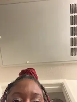 ShortcakeMochaa online show from 04-18-26, 07:58