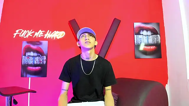 BOYS PLAY online show from 03-18-26, 09:12