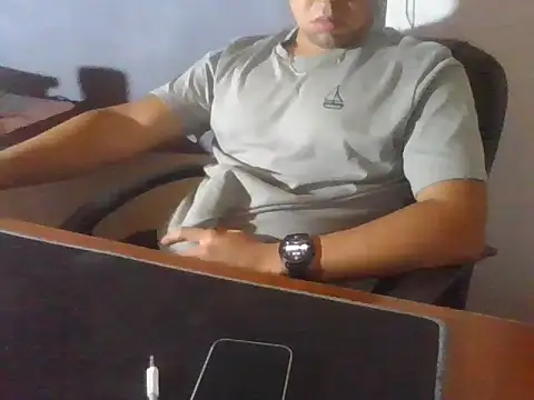 Snapshot of nene2309 chatting on 02-20-26, 07:10 nene2309 online show from 02-20-26, 07:10