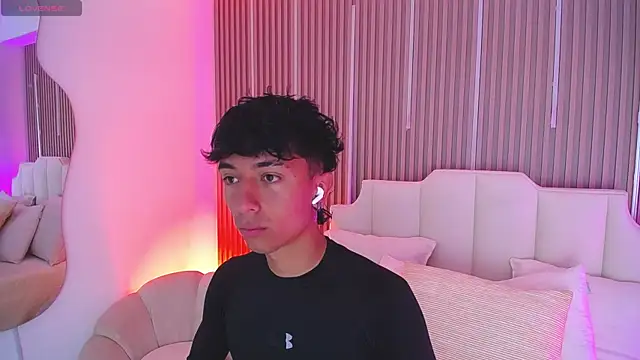 Aiden Rivers  online show from 03-26-26, 12:44