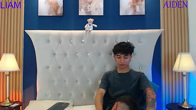 Snapshot of Aiden_Rivers_ chatting on 05-14-26, 01:18 Aiden Rivers online show from 05-14-26, 01:18