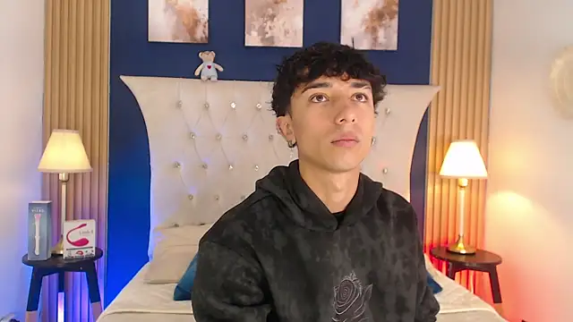 Snapshot of Aiden_Rivers_ chatting on 07-23-26, 12:58 Aiden Rivers online show from 07-23-26, 12:58