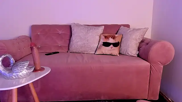 Kattengel  online show from 04-18-26, 12:58