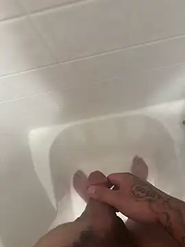 Snapshot of BigdaddyFabian chatting on 02-24-26, 03:21 BigdaddyFabian online show from 02-24-26, 03:21