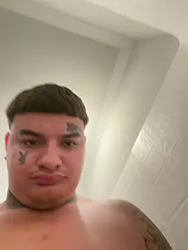 Snapshot of BigdaddyFabian chatting on 03-13-26, 10:49 BigdaddyFabian online show from 03-13-26, 10:49