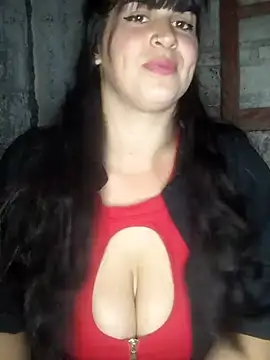 Snapshot of Tuputita11099 chatting on 05-02-26, 11:32 Tuputita11099 online show from 05-02-26, 11:32