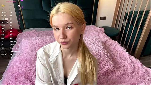 PrincessSwelgart online show from 03-30-26, 01:23