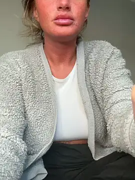 jadey19x online show from 04-21-26, 04:45