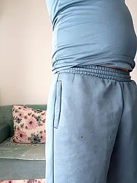 Snapshot of Scarbau chatting on 03-26-26, 06:41 Scarbau online show from 03-26-26, 06:41