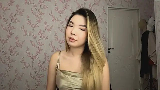 Snapshot of Elina_Mottel chatting on 02-25-26, 07:40 Elina Mottel online show from 02-25-26, 07:40