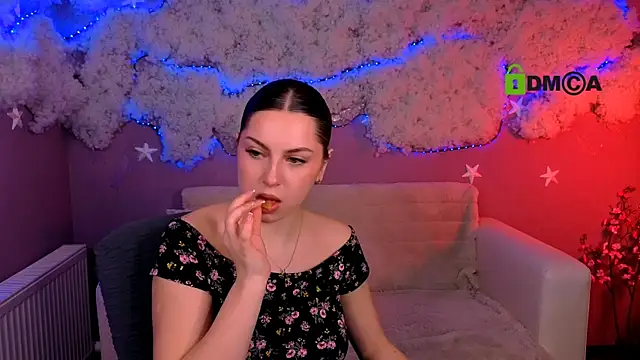 Snapshot of amalialowell chatting on 03-18-26, 10:29 amalialowell online show from 03-18-26, 10:29