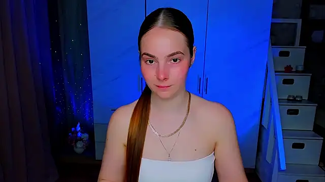 Maddy Wood  online show from 05-23-26, 03:16