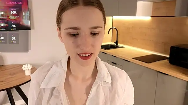 Snapshot of AshleyyJones chatting on 04-30-26, 02:12 AshleyyJones online show from 04-30-26, 02:12