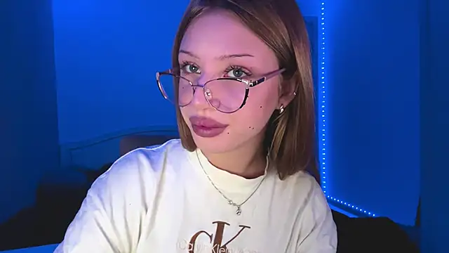 Snapshot of Stefifany chatting on 02-24-26, 02:26 Stefifany online show from 02-24-26, 02:26