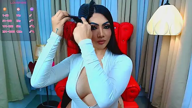Snapshot of Laureen_Hilton chatting on 06-10-26, 10:47 Laureen Hilton online show from 06-10-26, 10:47