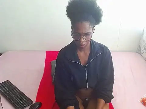 ChocoSlenderXXX online show from 05-25-26, 05:13