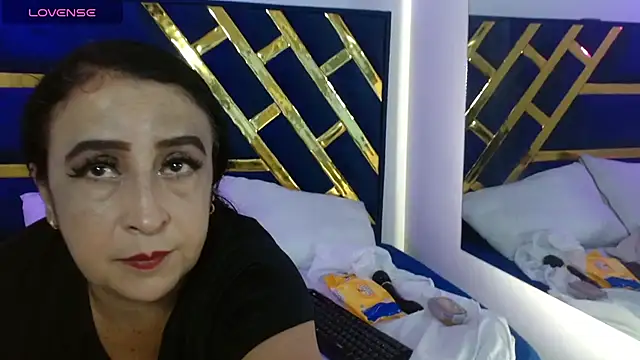 Annita sex69 online show from 04-13-26, 01:38