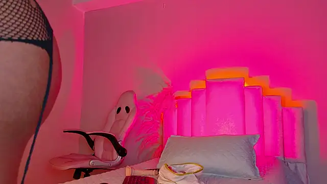 Sheinny brown1 online show from 02-23-26, 10:07