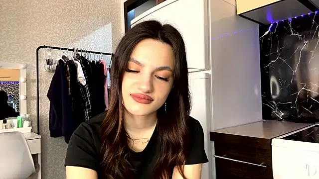 Kosandra k online show from 03-30-26, 07:53