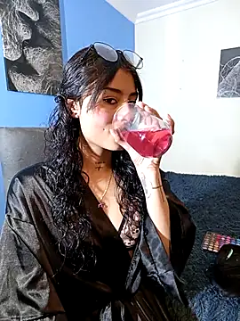 Lili  Clan online show from 04-16-26, 06:09