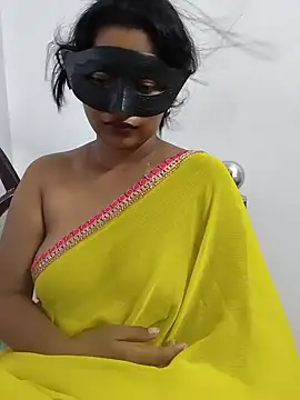 Snapshot of Cute-aryaa chatting on 06-14-26, 02:24 Cute-aryaa online show from 06-14-26, 02:24