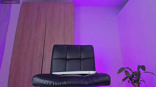 Cameron sophia01 online show from 06-26-26, 04:50