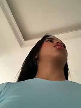 Snapshot of Lily_em chatting on 07-06-26, 03:03 Lily em online show from 07-06-26, 03:03
