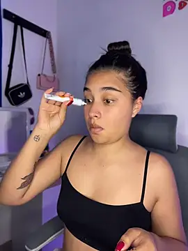 I Samanthaa online show from 07-21-26, 10:56