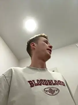 Snapshot of jelisiven chatting on 04-06-26, 03:35 jelisiven online show from 04-06-26, 03:35