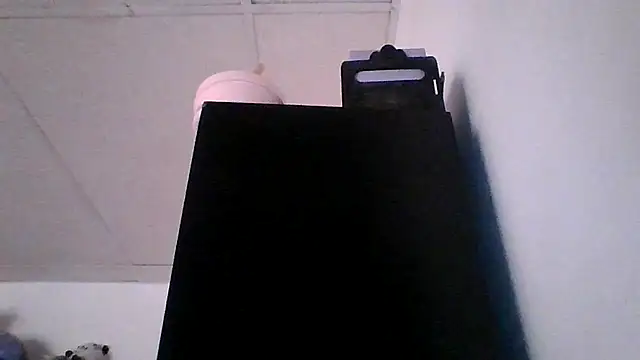 pocahontas hotty online show from 04-04-26, 06:49