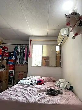 pocahontas hotty online show from 04-22-26, 05:25