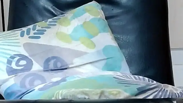 skinnysexy18 online show from 04-19-26, 12:00