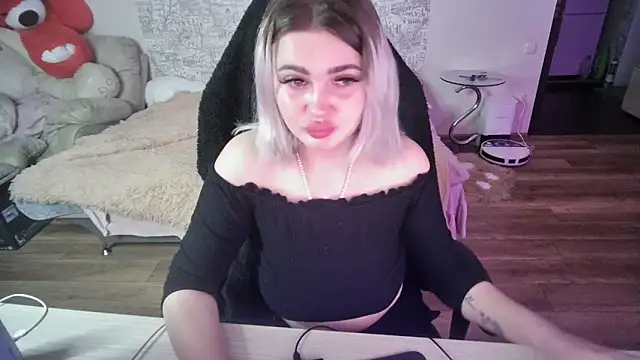 SlankyMic online show from 04-01-26, 06:16