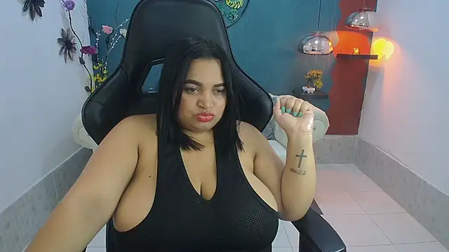 Miss Shaira online show from 03-06-26, 12:40